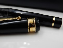 Libra Black